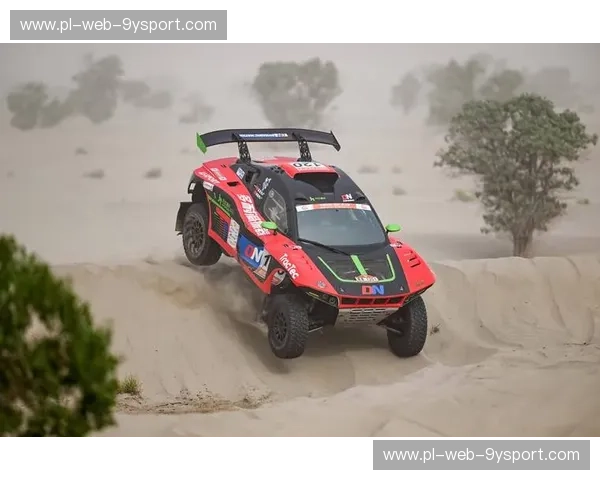 极速之魅:从握方向盘到掌控生活的赛车力量 极速之魅:从握方向盘到掌控生活的赛车力量